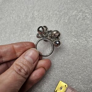 Elegant Silver Dangle Cluster Ring